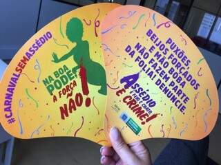 Leques com a campanha do governo serão distribuídos no Carnaval (Foto/Divulgação)