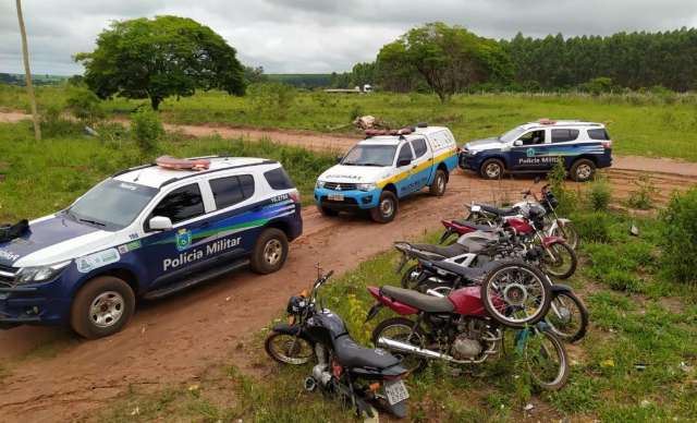 Dupla &eacute; perseguida e presa ap&oacute;s furtar 8 motocicletas em munic&iacute;pio 