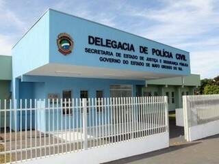 Policial que matou esposa e cometeu suicídio ficou meses longe do trabalho Policial que matou esposa e cometeu suicídio ficou meses longe do trabalho
