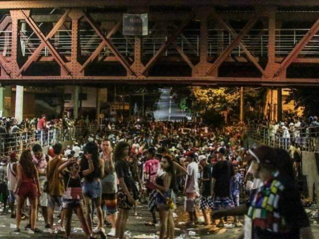 Dispers&atilde;o e ferimento de policial foram &quot;fatos isolados&quot;, diz secret&aacute;rio