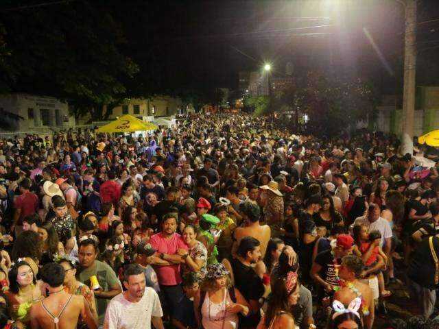 Carnaval levou 118 mil pessoas para os blocos na Esplanada Ferrovi&aacute;ria 