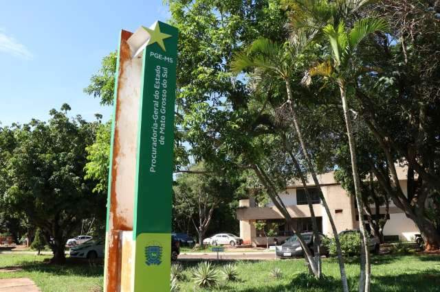 Precat&oacute;rios exigem aten&ccedil;&atilde;o com dados pessoais, aponta PGE 