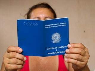 Diarista condenada a indenizar médico mantém dilema: "se pagar, não como" Diarista condenada a indenizar médico mantém dilema: "se pagar, não como"