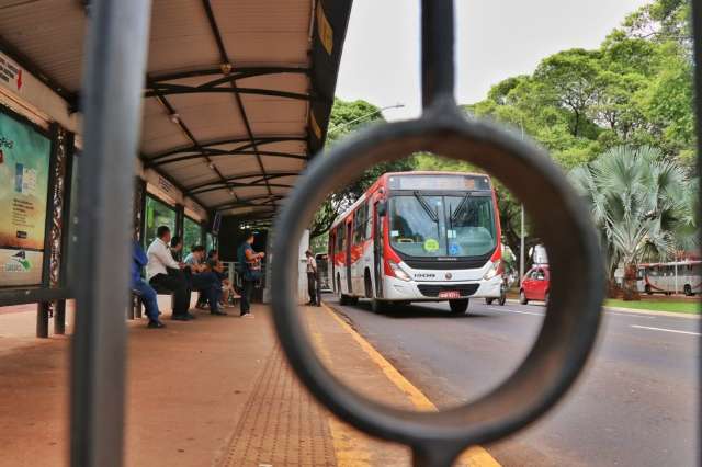 Liminar cai e tarifa de &ocirc;nibus volta a R$ 4,10 a partir de amanh&atilde; na Capital