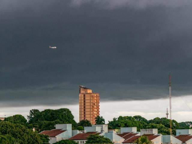 Semana come&ccedil;a com calor de 36&deg;C e chuva isolada em Mato Grosso do Sul