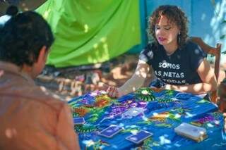 Lunna jogando as cartas pra mim, Lucas Mamédio (Foto: Marcos Maluf)