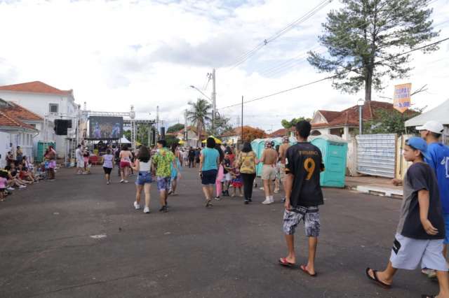 Pais de menores flagrados b&ecirc;bados podem ser responsabilizados