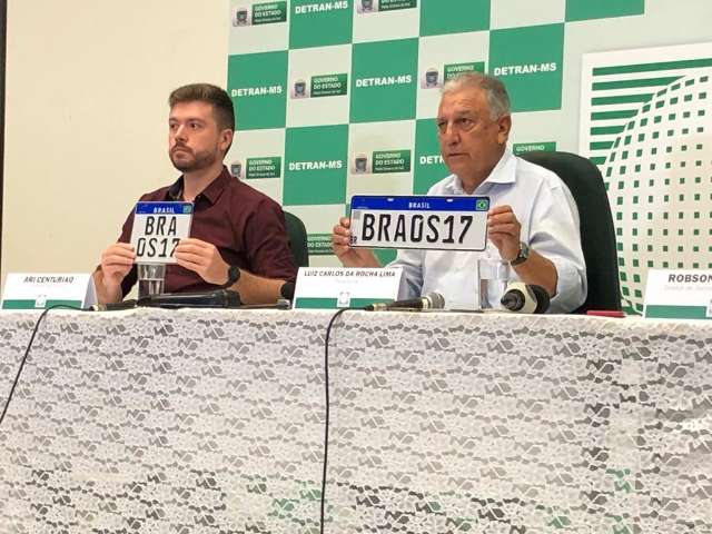 Detran suspende emplacamento para implantar Placa Mercosul em fevereiro