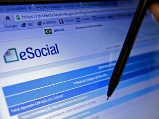 Prazo para m&eacute;dias empresas migrarem para eSocial &eacute; prorrogado