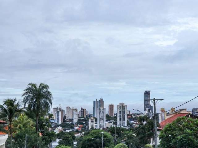 Inmet prev&ecirc; dia nublado com chuva forte em quase todo o Estado