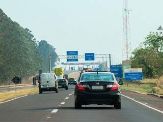 Tráfego na BR-163, rodovia administrada pela CCR MSVia (Foto: Arquivo/Campo Grande News)