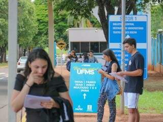 Aproximadamente 15 mil candidatos prestaram vestibular para ingressar na UFMS em 2020 (Foto: Marcos Maluf)