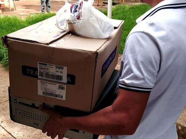 Traficante &eacute; preso vendendo pasta-base de coca&iacute;na a 70 metros de escola