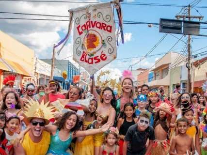 Capivara Blasé abre esquenta carnavalesco em clima de balada
