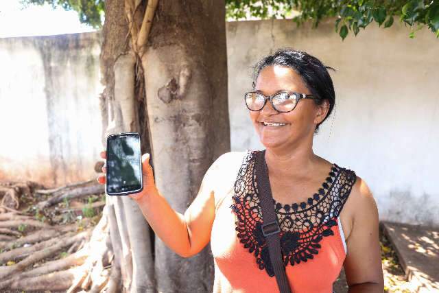 Todo mundo esquece, mas celular pode ser vil&atilde;o em pandemia
