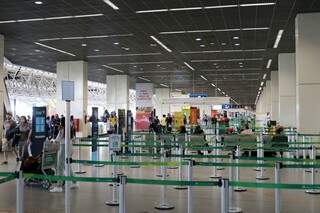 Nos aeroportos, a tendência é de movimento reduzido por conta do medo de viajar provocado pelo coronavírus (Foto: Reprodução)