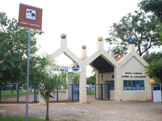 Horto Florestal vai ganhar reformas na biblioteca e canchas de bocha e malha