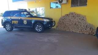 Traficantes abandonam mais de 1,3 tonelada de maconha em rodovias