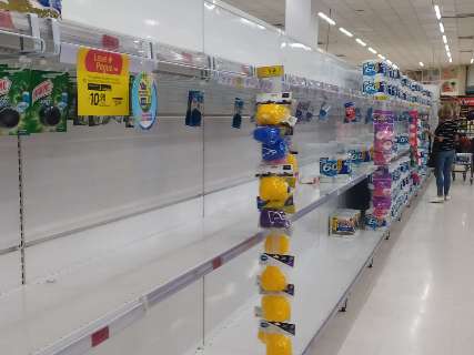 Al&eacute;m do &aacute;lcool, vazio no supermercado come&ccedil;a pela prateleira de papel higi&ecirc;nico