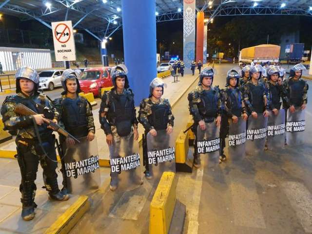 Paraguai fecha Ponte da Amizade e busca alternativa para fronteira