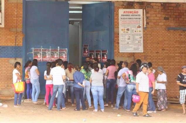 Em decis&atilde;o, juiz refor&ccedil;a pedido a fam&iacute;lias para n&atilde;o visitar detentos