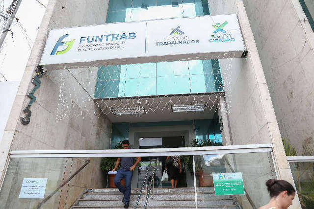 De mec&acirc;nico a operador de &aacute;udio, Funtrab oferece 205 vagas de emprego 