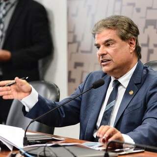 Nelsinho Trad (PSDB-MS) durante pronunciamento no Senado Federal. (Foto: Reprodução/Facebook)