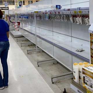 Associa&ccedil;&atilde;o confirma atraso no fornecimento de produtos em supermercados 