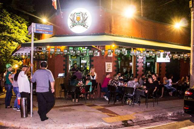 Bar e lanchonete tradicionais d&atilde;o exemplo e fecham portas para apoiar isolamento