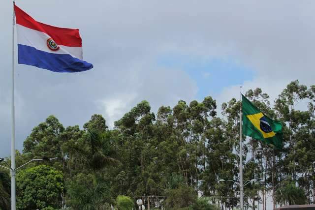 Governo decide fechar fronteiras com o Paraguai e com a Bol&iacute;via 