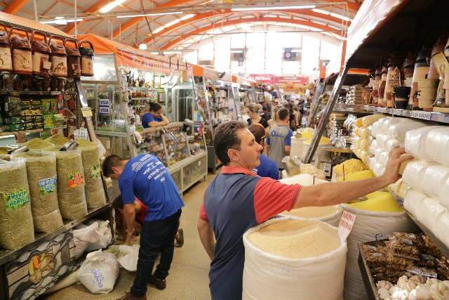 Mercad&atilde;o monta plano de a&ccedil;&atilde;o, contrata mais e mant&eacute;m portas abertas
