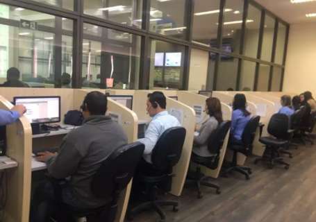 Prefeitura recomenda espaço mínimo de 2 metros entre funcionários de call center