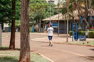 Mesmo ap&oacute;s recomenda&ccedil;&atilde;o, parques continuam abertos em Campo Grande 
