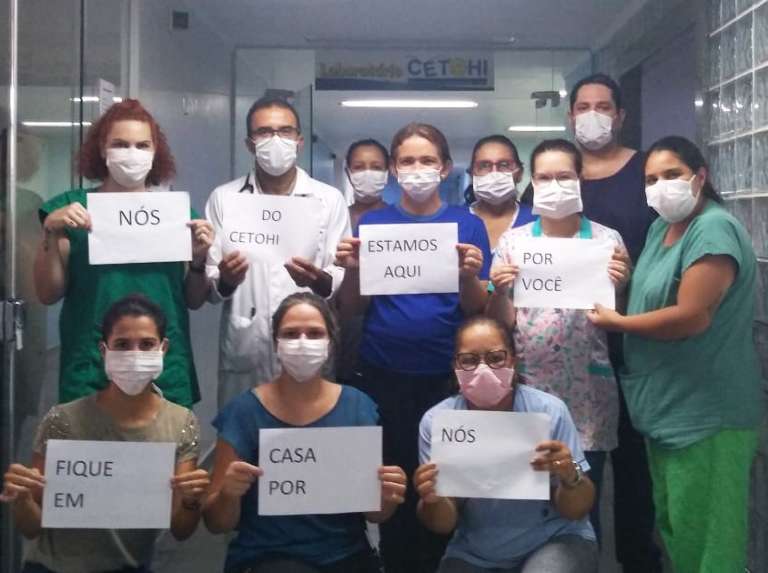 Equipe do CETOHI (Centro de Tratamento de Oncologia Infantil), no Hospital Regional (Foto: Divulgação)