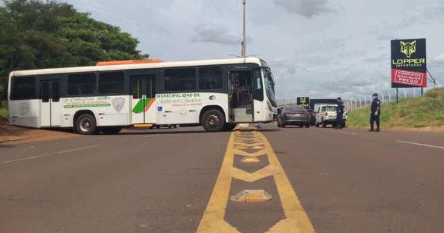 Governo alerta paraguaios que n&atilde;o podem sair do pa&iacute;s durante quarentena