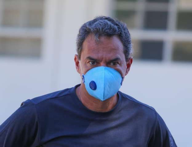Toque de recolher &eacute; pr&oacute;ximo passo, diz prefeito