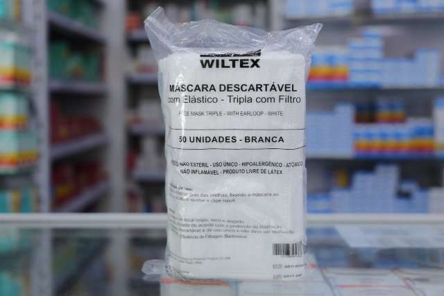 Para coibir abusos, Procon quer pre&ccedil;o de custo para &aacute;lcool e m&aacute;scaras