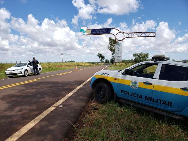 Movimento tamb&eacute;m cai nas rodovias estaduais e federais