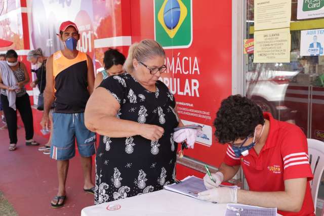 Senhas para vacina&ccedil;&atilde;o se esgotam em minutos tamb&eacute;m durante a tarde