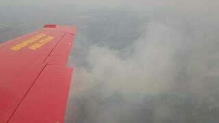 Bombeiros sobrevoam região do Pantanal, em Corumbá e monitoram queimadas (Foto: Divulgação/Bombeiros)