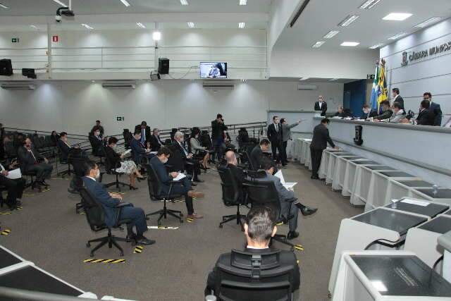 C&acirc;mara aprova planos de carreiras para enfermeiros, m&eacute;dicos e dentistas 