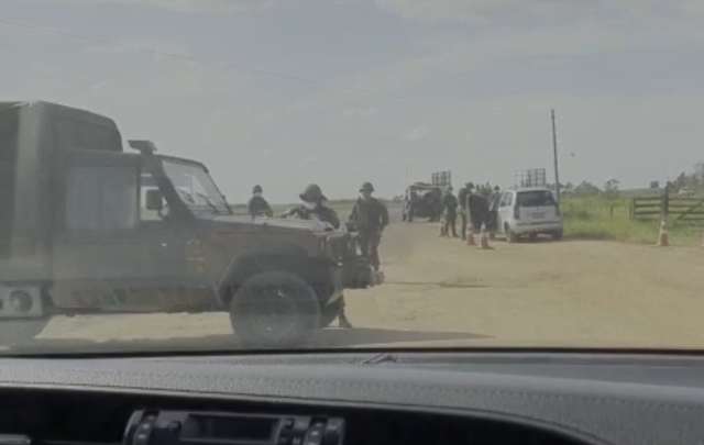 Ex&eacute;rcito come&ccedil;a a controlar rodovias federais na faixa de fronteira de MS 