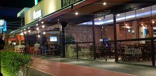Café Mostarda vazio poucos dias antes do decreto que limita aglomerações. (Foto: Direto das Ruas) 