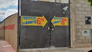 Nem os que vendem marmitex abriram as portas hoje (Foto: Clayton Neves))