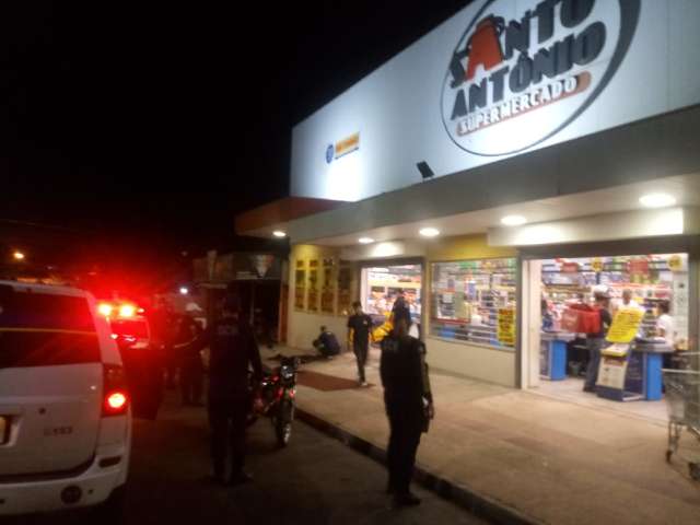 Segundo dia de toque de recolher ampliado termina com  27 com&eacute;rcios &ldquo;fechados&rdquo;