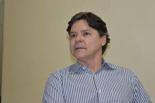 Ex-prefeito de Corumbá, Paulo Duarte, durante entrevista (Foto: Arquivo)