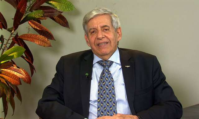 Novo teste de ministro d&aacute; negativo para coronav&iacute;rus