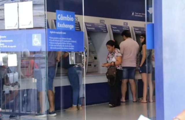 Novo decreto torma mais r&iacute;gidas regras para abertura de bancos