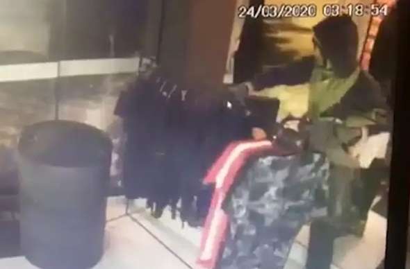 Pol&iacute;cia identifica trio que arrombou loja e furtou R$ 10 mil em mercadorias
