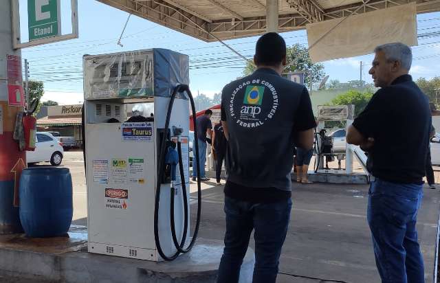 Depois de fiscaliza&ccedil;&atilde;o, pre&ccedil;o de gasolina chega a R$ 4,09 na Capital